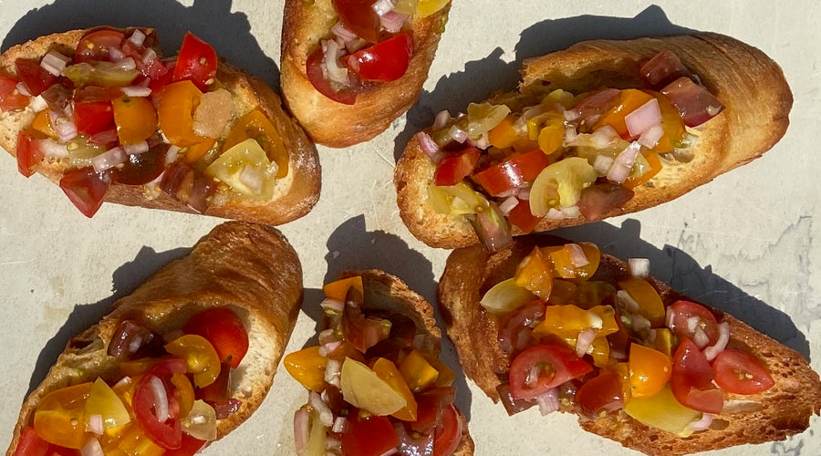 TOMATO AND OLIVE OIL BRUSCHETTA