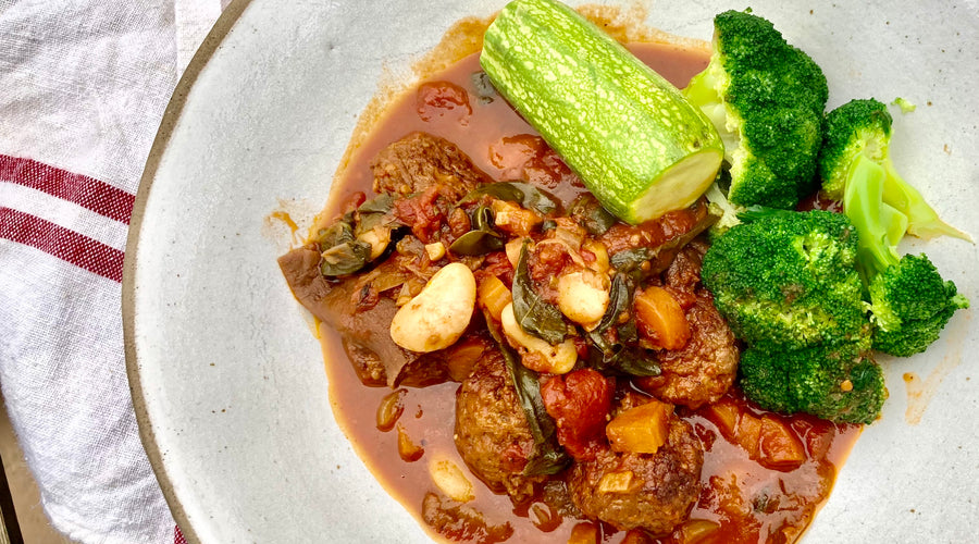 MEATBALLS WITH MUSHROOMS AND BUTTER BEANS - SERVES 4