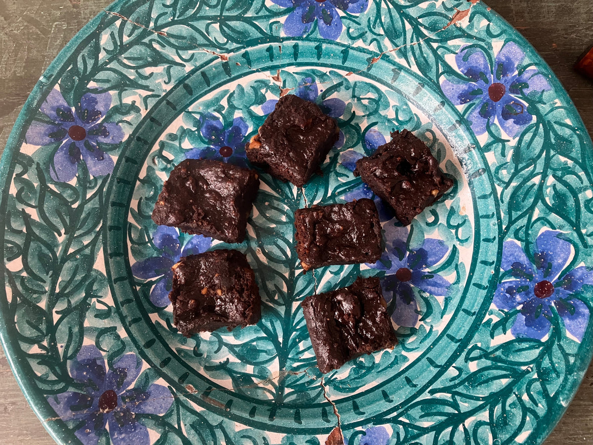 FUDGY VEGAN CHOCOLATE BROWNIES – Fino Olive Oil Ltd