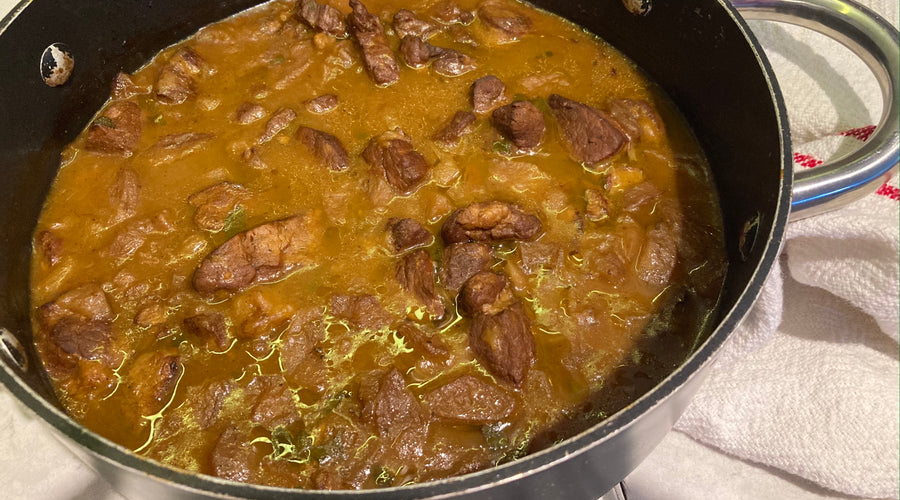 PORK AND APPLE CASSEROLE - SERVES 4