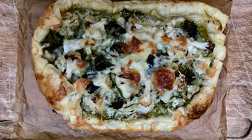BROCCOLI AND CAULIFLOWER GALETTE WITH LEEKS AND RICOTTA - SERVES 4-6 DEPENDING ON HOW GREEDY YOU ARE!