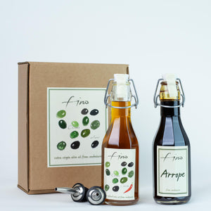SPANISH OLIVE OIL AND BALSAMIC GIFT BOX - 250ML CHILLI OIL AND 250ML ARROPE (SWEET GRAPE SYRUP) WITH TWO CHROME POURERS