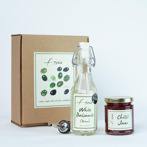 WHITE BALSAMIC (BLANCO) AND CHILLI JAM GIFT BOX WITH CHROME POURER
